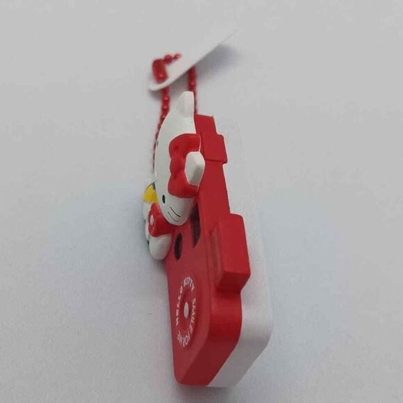 Hello kitty mini camera keychain - Picture 4 of 5